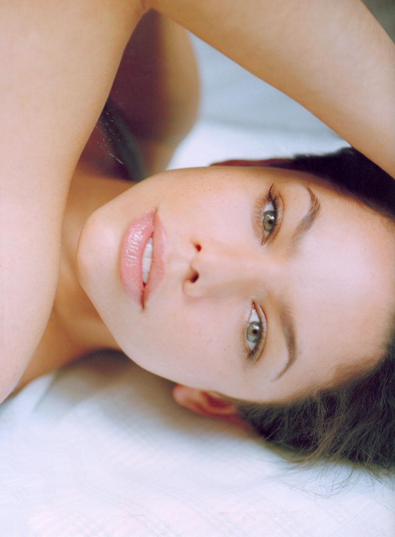 Female model photo shoot of Dana Turner