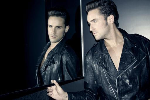 Male model photo shoot of Alejandro Jassan