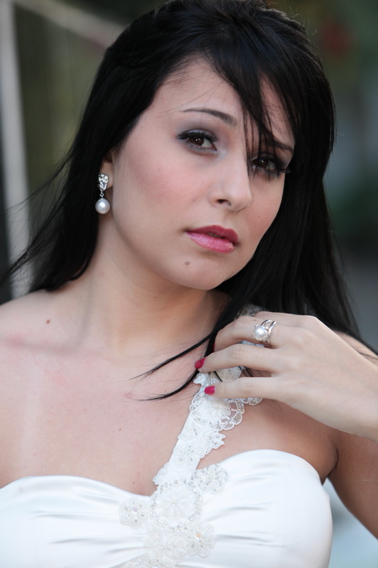 Female model photo shoot of Andrea Franco