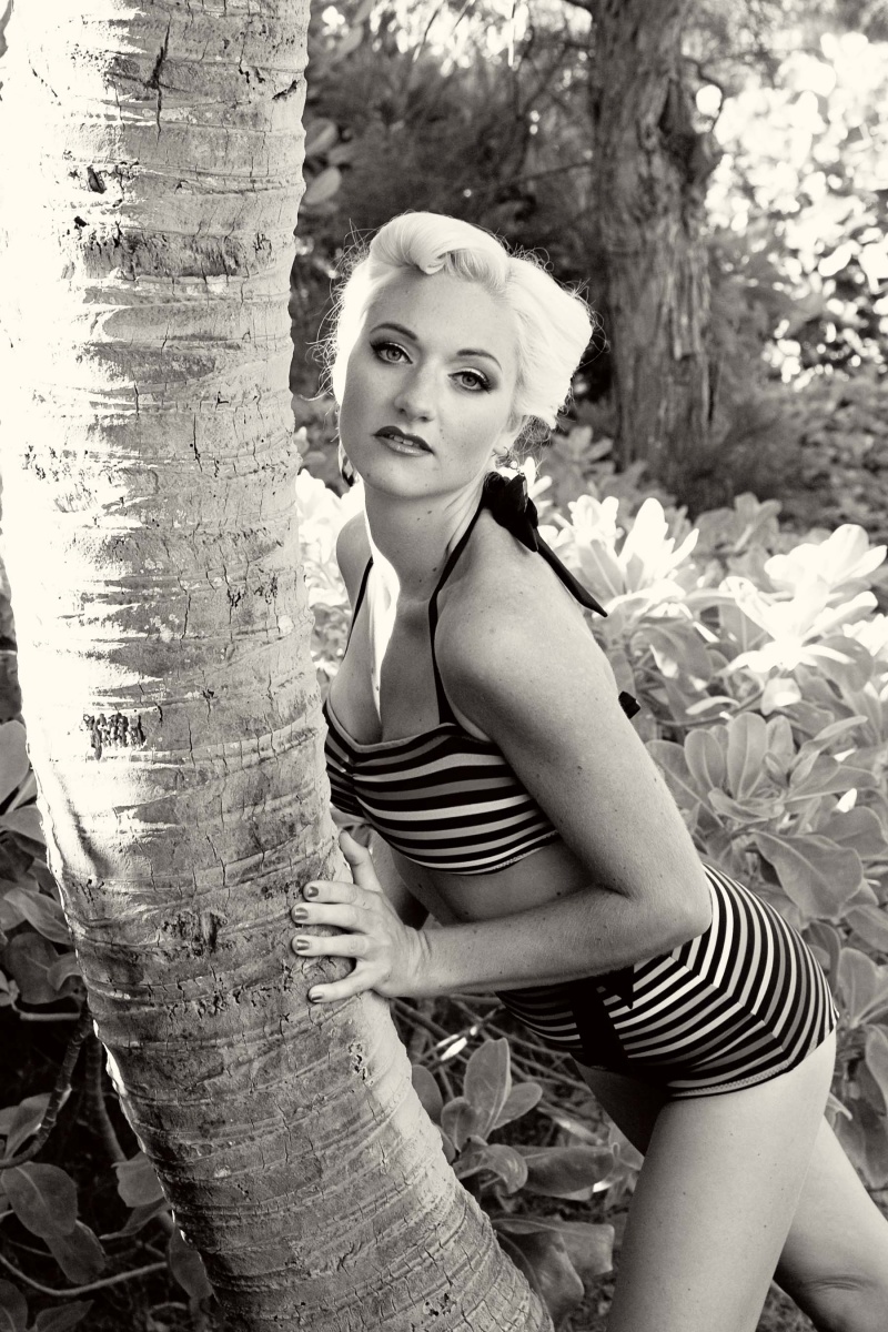 Female model photo shoot of Bella Artista in Hawaii