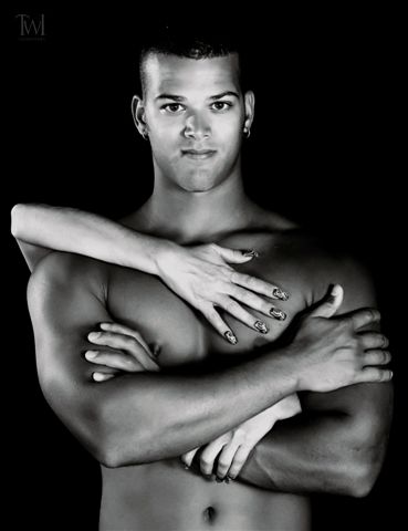 Male model photo shoot of Dino Ortiz