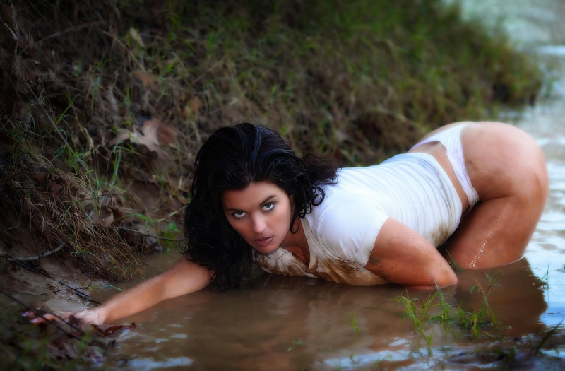 Female model photo shoot of Wendy Willis by MDfap of Baton Rouge LA in Comite River; Baton Rouge, LA