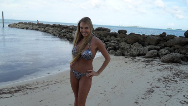 Female model photo shoot of Lisay in Bahamas