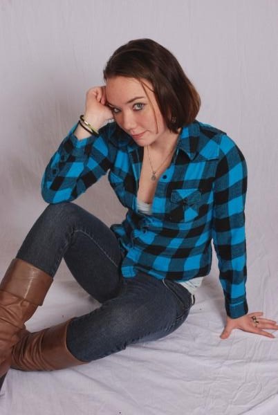 Female model photo shoot of Candace Cupp