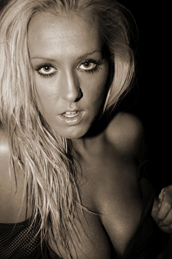 Female model photo shoot of Samantha Brooke05