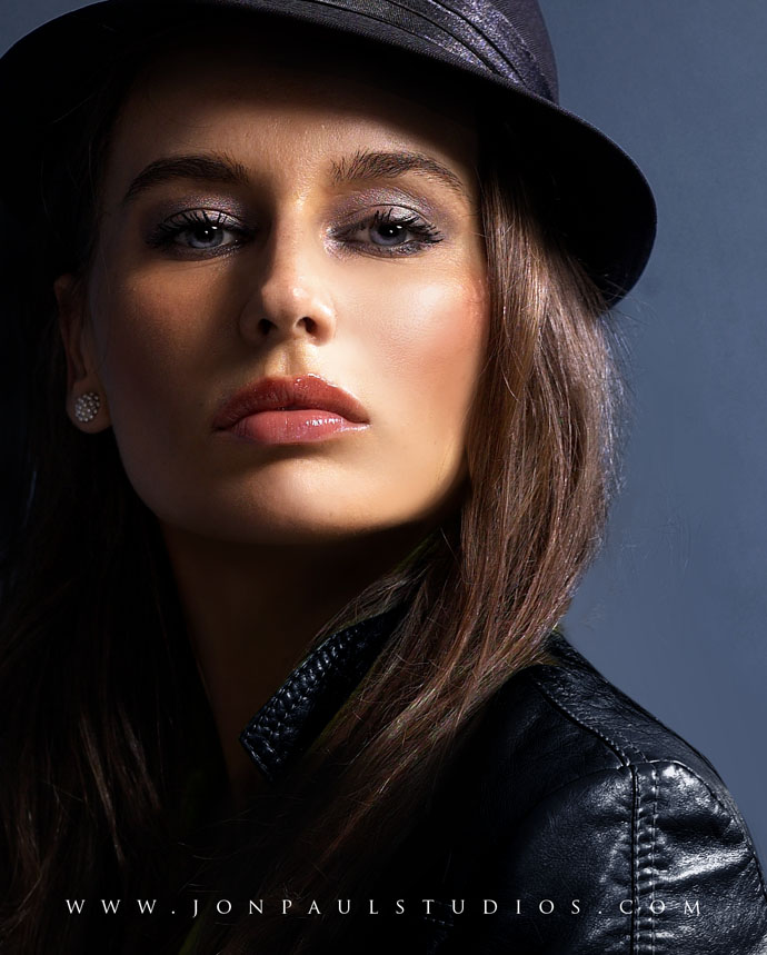 Female model photo shoot of Ivanka Jova