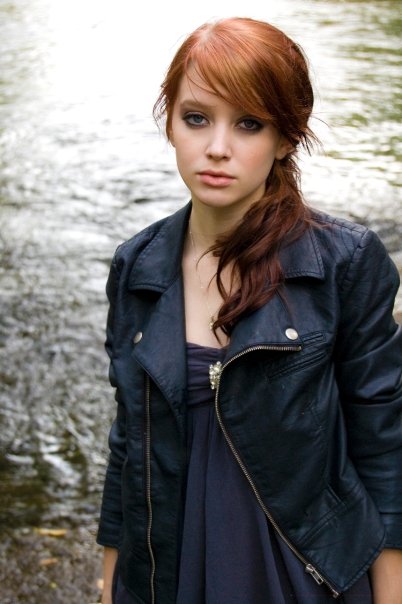 Female model photo shoot of Molly Chapman
