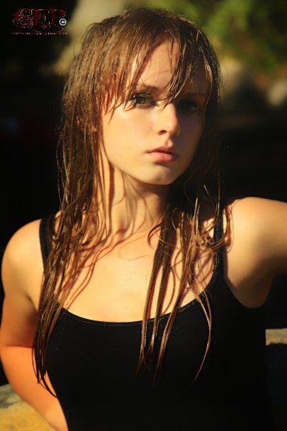 Female model photo shoot of kassandra doyle by Creative E-llusions