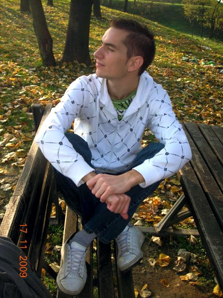 Male model photo shoot of Dejan Gavrilovic