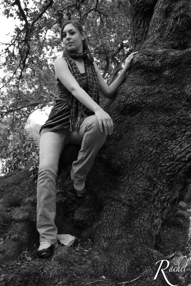 Female model photo shoot of Rachel Sheriff in Zilker Park