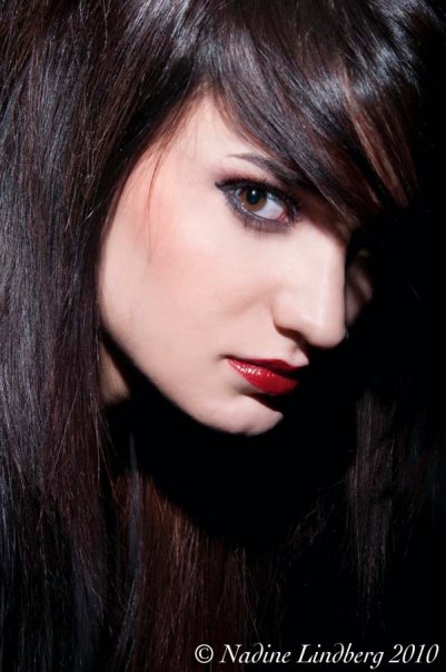 Female model photo shoot of Anna Sarkisian
