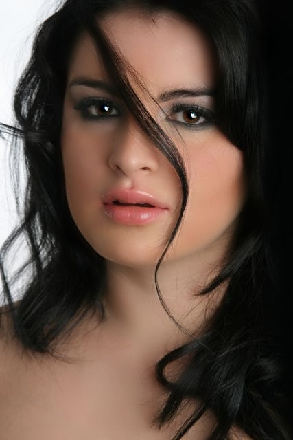 Female model photo shoot of Amina Arcon by Shadowspawn
