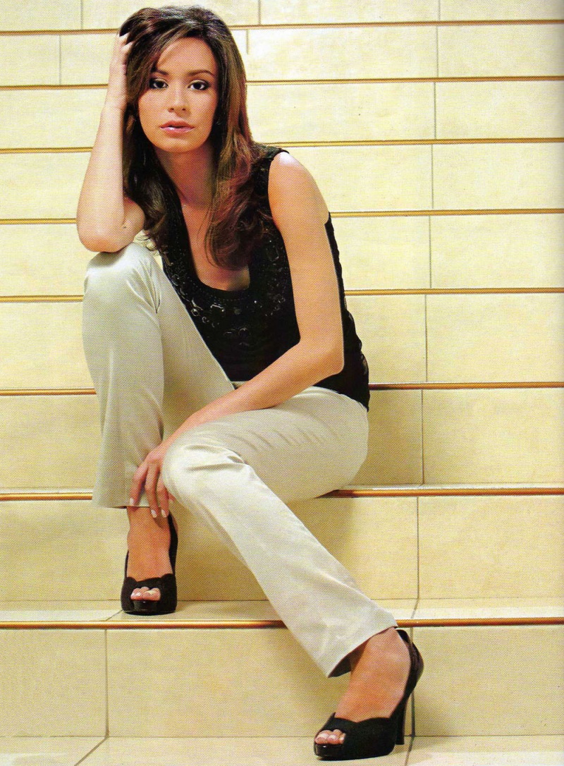 Female model photo shoot of Sonia Valdes