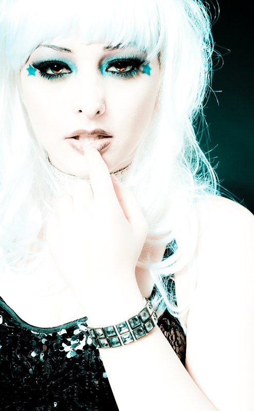 Female model photo shoot of JessicaHeidi by voodoodigital