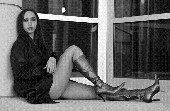 Female model photo shoot of Ashlee Lorraine