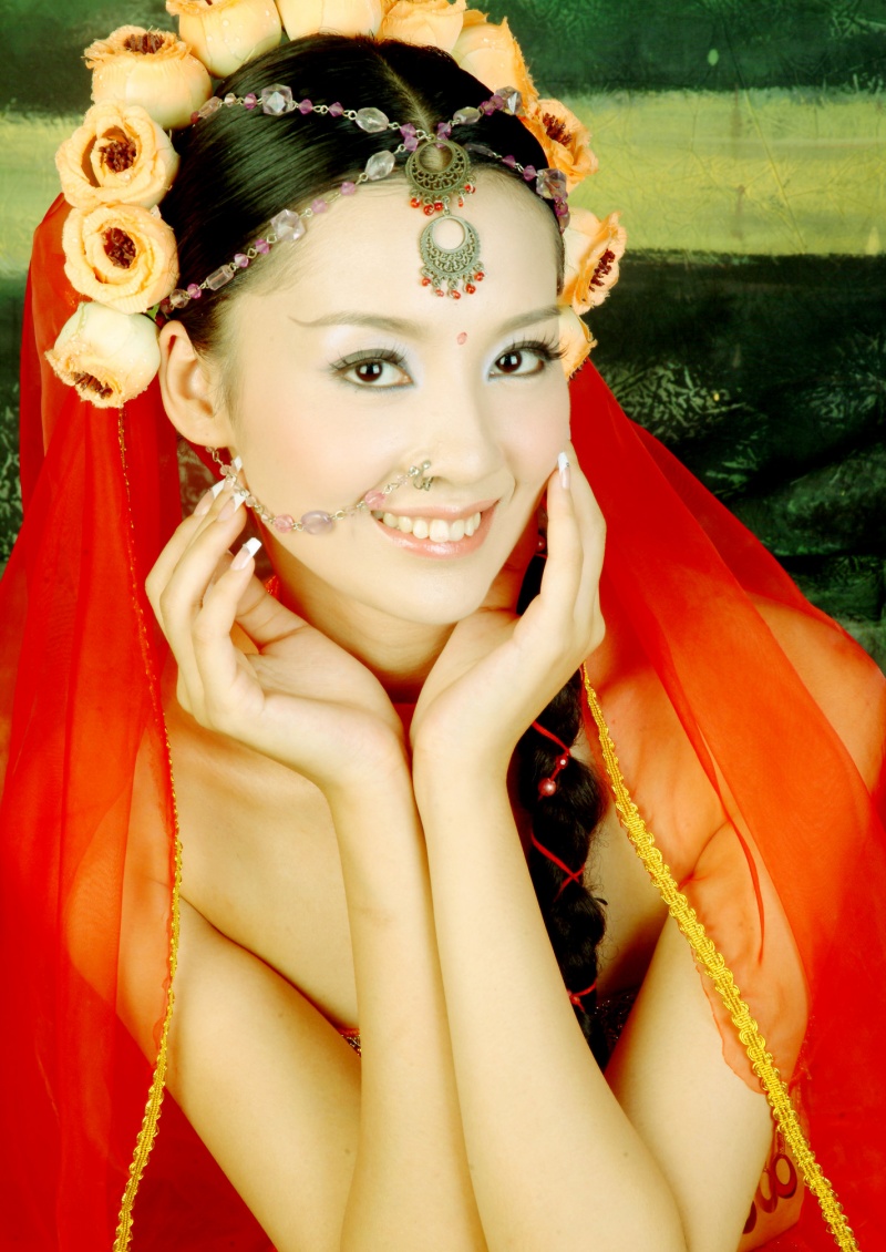 Female model photo shoot of Doris Jun Pan