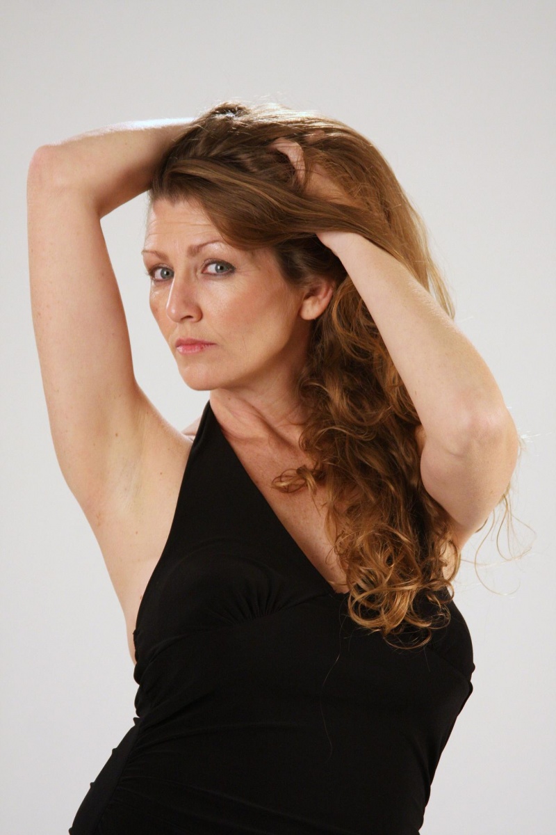 Female model photo shoot of Lisa Beck