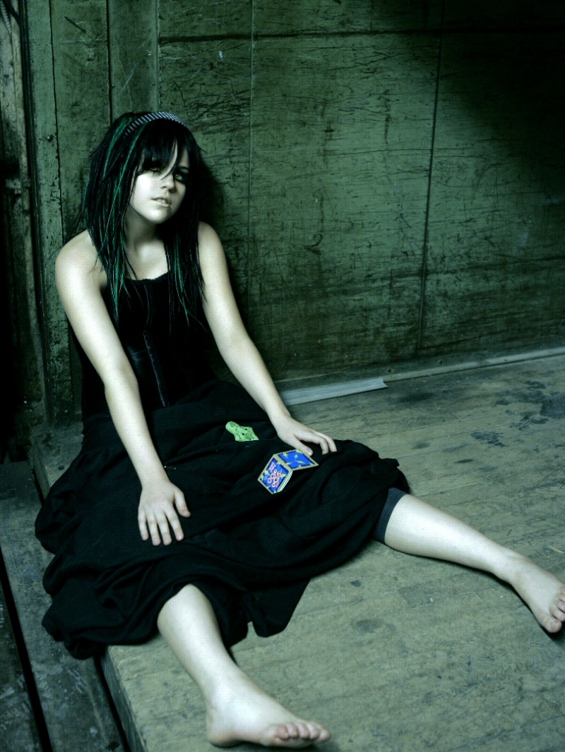 Female model photo shoot of Kimmi Kill Zombie