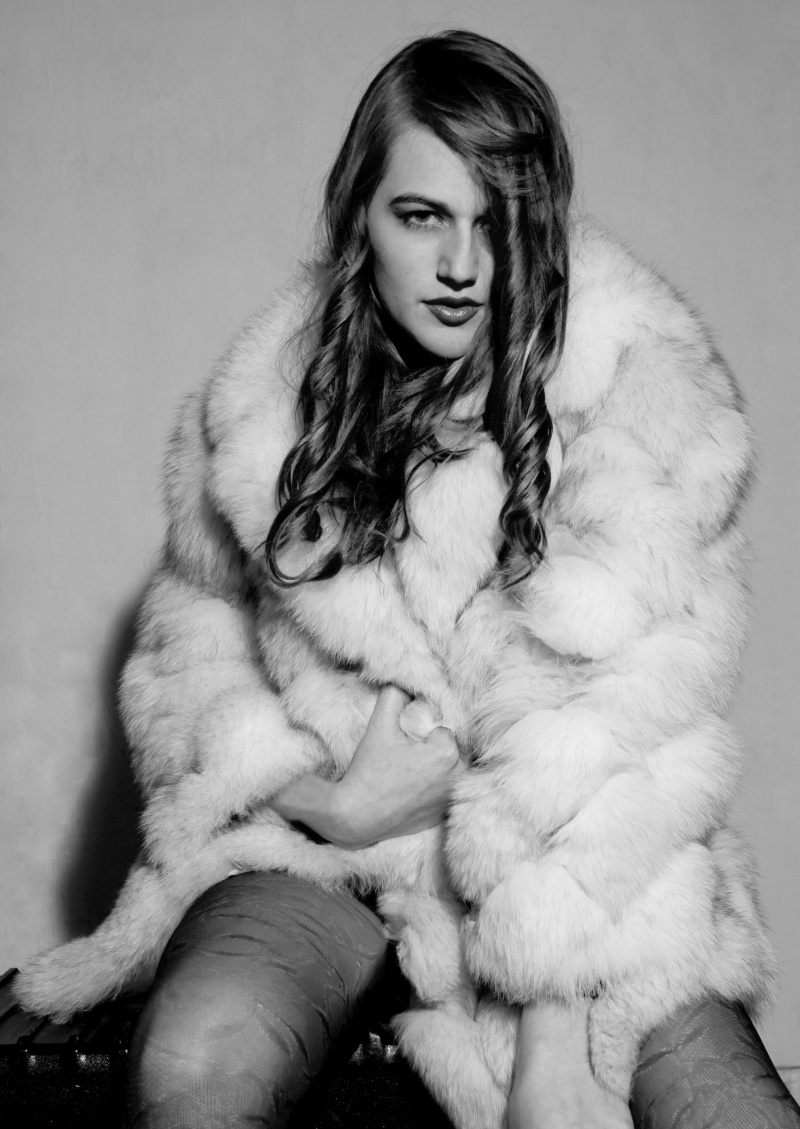 Female model photo shoot of Sarah Mauck Photography