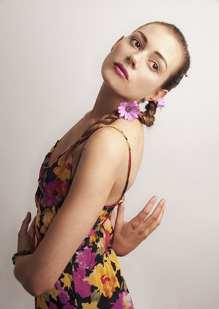 Female model photo shoot of Laila Rose