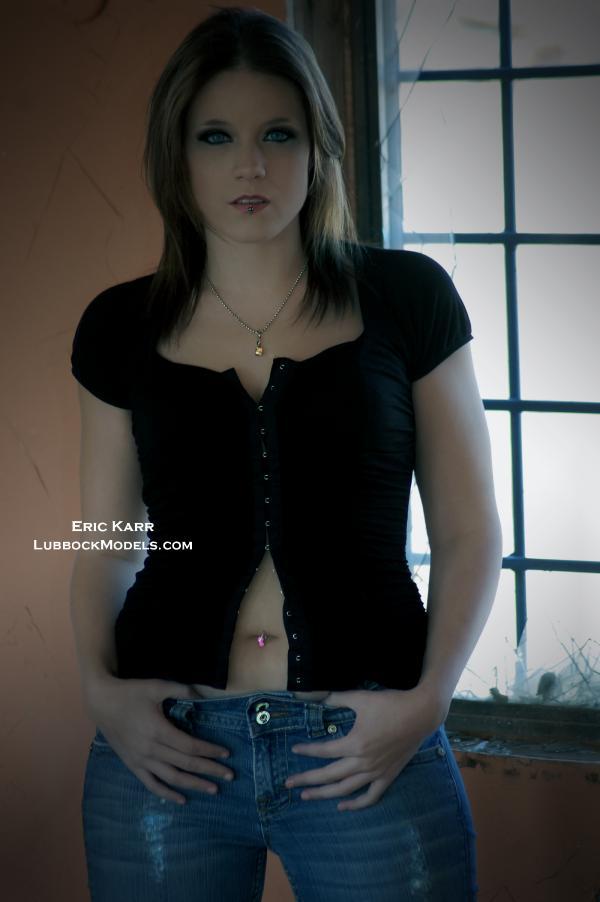 Female model photo shoot of Kelly Corbett