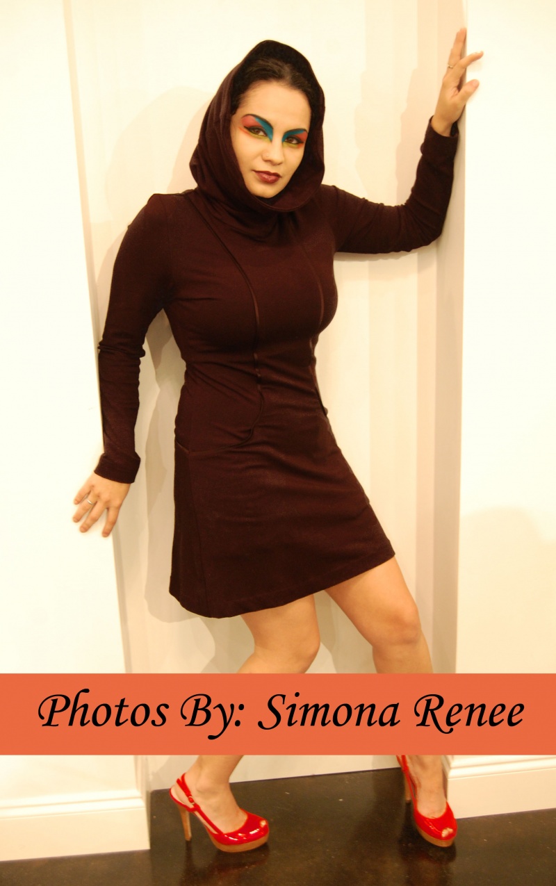 Female model photo shoot of SIMONA RENEE 