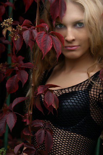 Female model photo shoot of zlatovlaska