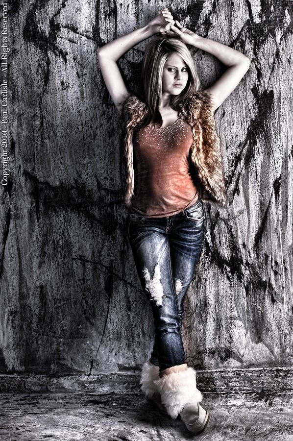 Female model photo shoot of kelsey brooke