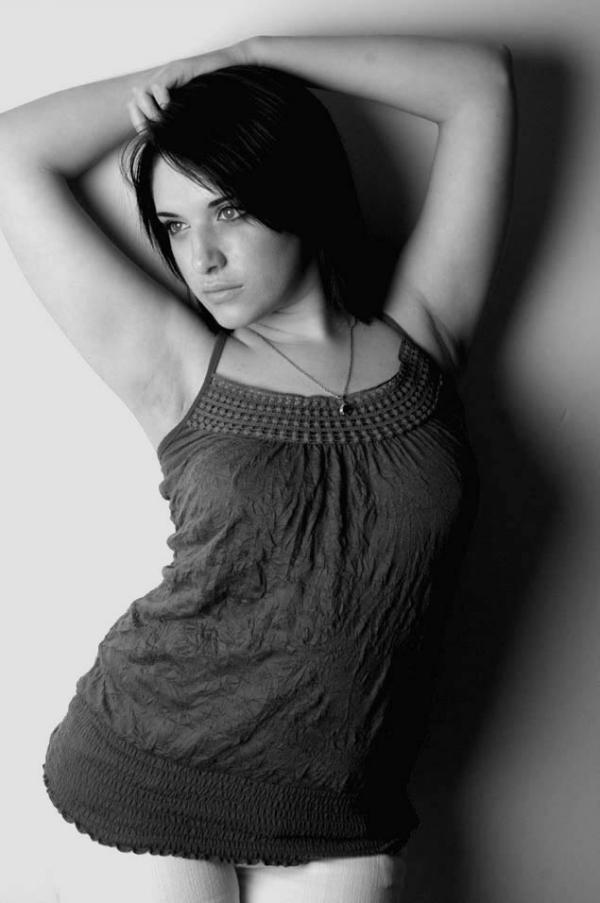 Female model photo shoot of Stephanie Warner