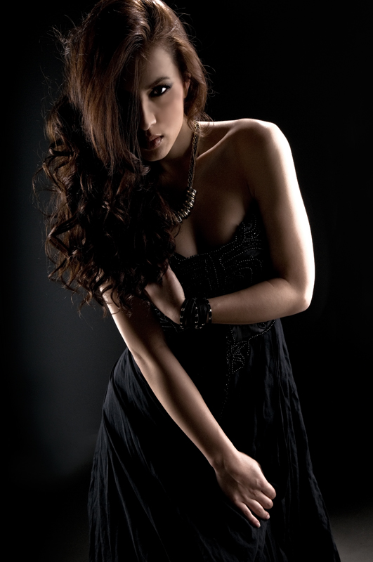 Female model photo shoot of Aloha Photography in Bangkok, Thailand