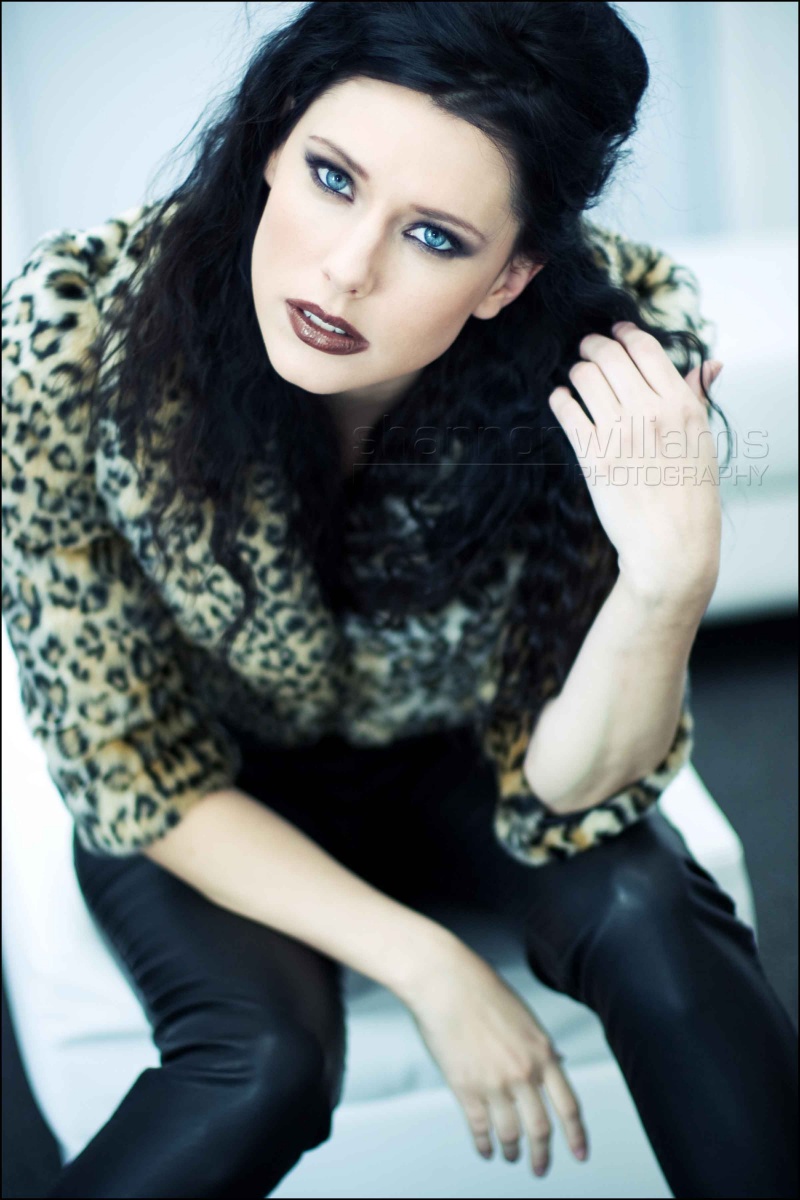 Female model photo shoot of Tara Marie1