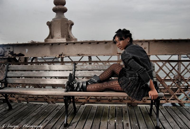 Female model photo shoot of Sholanty in brooklyn bridge