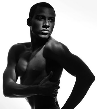 Male model photo shoot of Durell Arthur