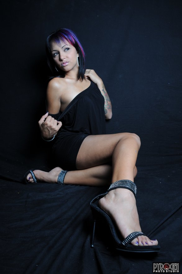 Female model photo shoot of Sandra Arango