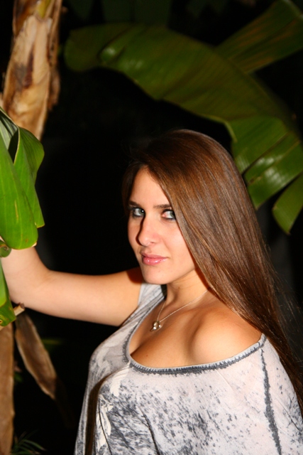Female model photo shoot of Brandiiii
