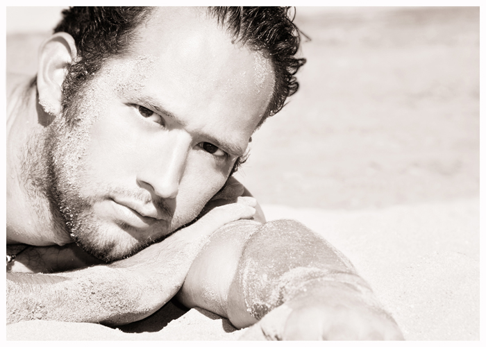 Male model photo shoot of Anderson Gonzalez