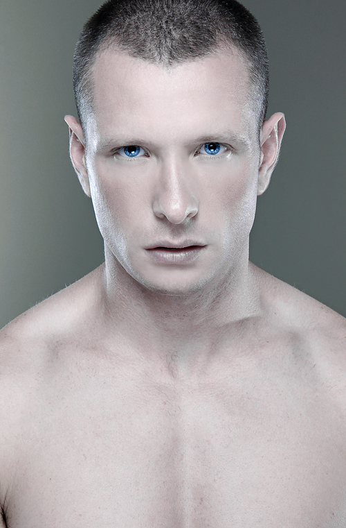 Male model photo shoot of WMGladiator by Tony Veloz