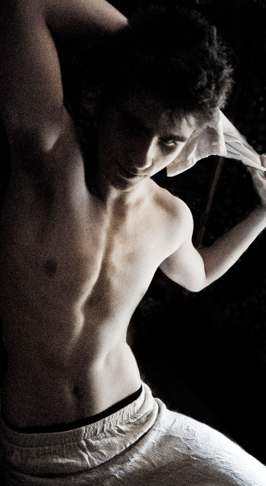 Male model photo shoot of Aron Coffey