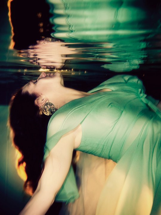 Female model photo shoot of Rachel Warren by SaansPhotography in underwater :)
