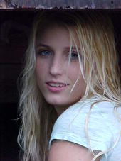 Female model photo shoot of April Hartman
