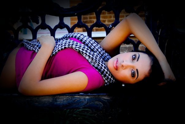 Female model photo shoot of Lauren Lopez