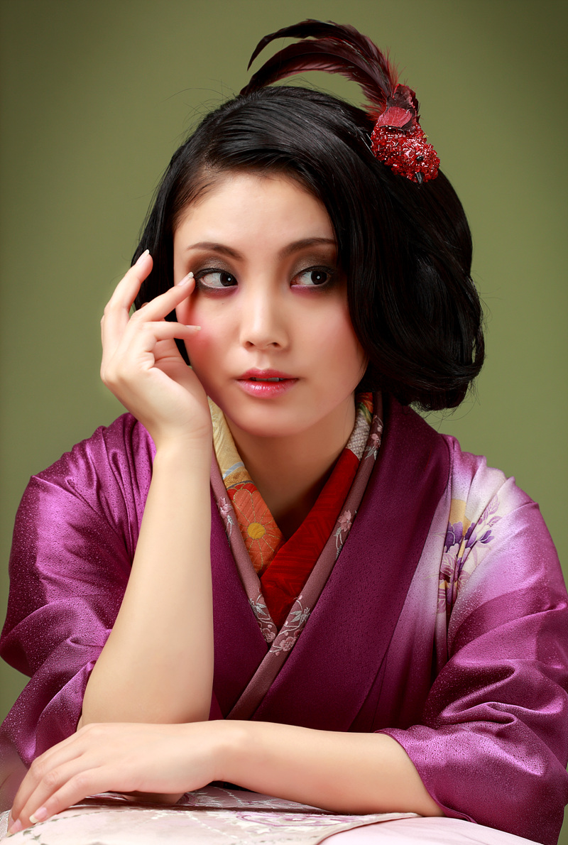 Female model photo shoot of Makeup by MEG