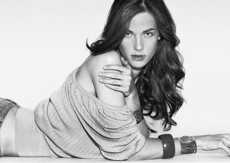Female model photo shoot of Julia Naismith in Miami