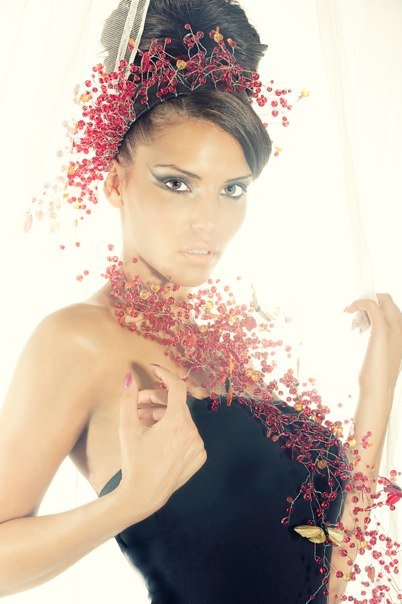Female model photo shoot of Vania Arroyo