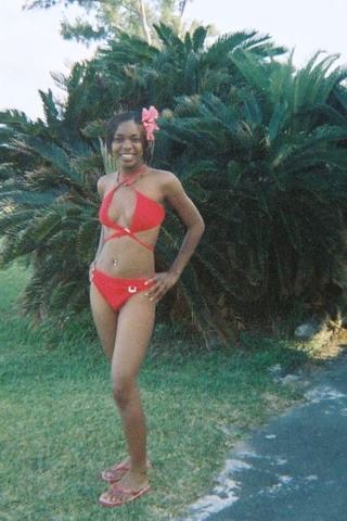 Female model photo shoot of Skyy Lee in Bermuda