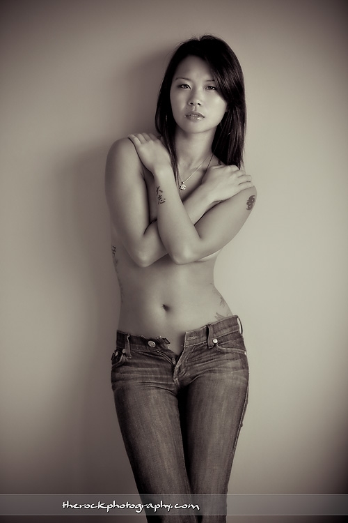 Female model photo shoot of Megan Watkins1