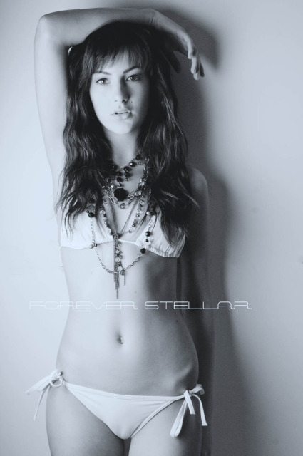 Female model photo shoot of Jena Souza by Esencia Bella