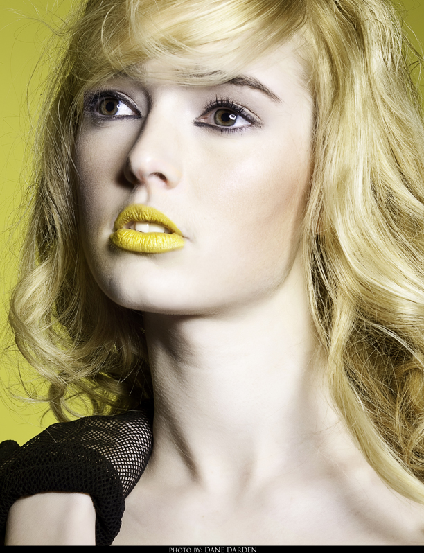 Female model photo shoot of Samantha StAubyn