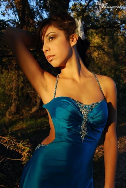 Female model photo shoot of Laura Villanueva
