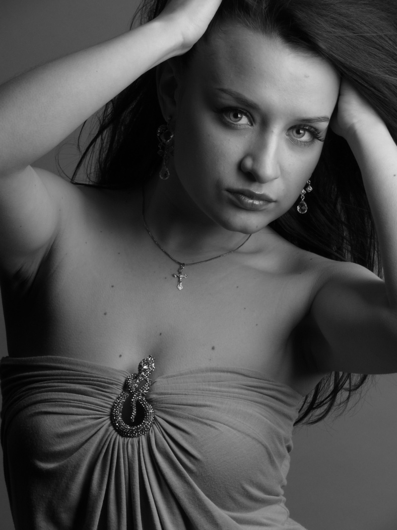 Female model photo shoot of Alya Aldridge